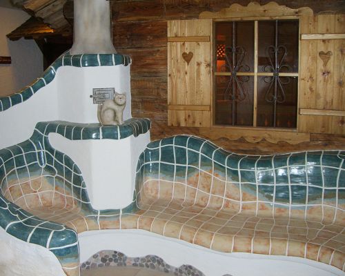 heated bench, wellness area